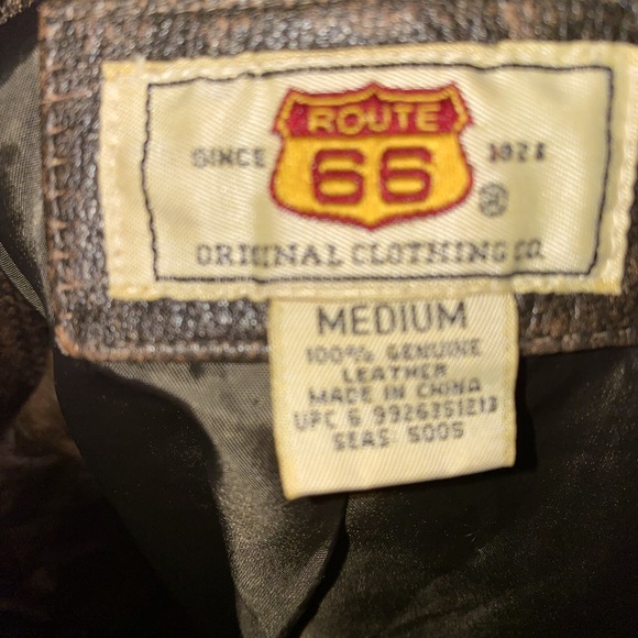 Brown distressed styled genuine leather jacket made by Route 66. Tight fitting. - Picture 3 of 10